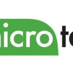 Logo Microtech. Feuille verte avec le texte « micro » et « tech » en noir.